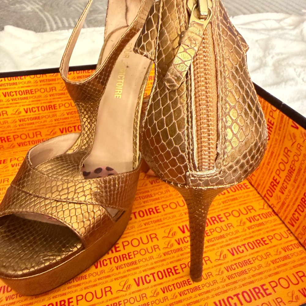 Pour La Victoire Metallic Gold Snake-Embossed High Heels